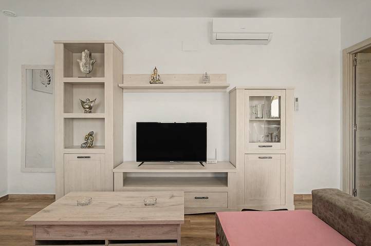 Ganze Wohnung, Apartment 'El Desafío' mit privater Terrasse und WLAN in Conil de la Frontera, Costa de la Luz
