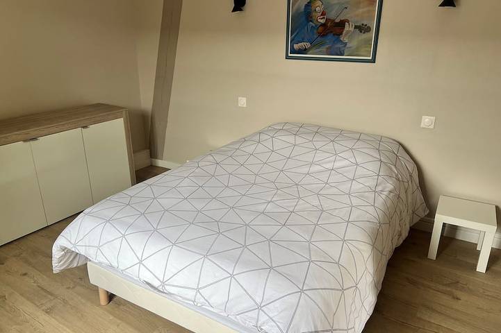 Location de vacances pour 8 personnes, avec terrasse à Fontenay-le-Pesnel - 2