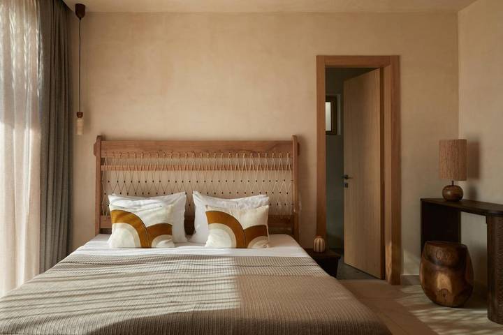 Hôtel pour 4 personnes, avec piscine ainsi que balcon et jacuzzi