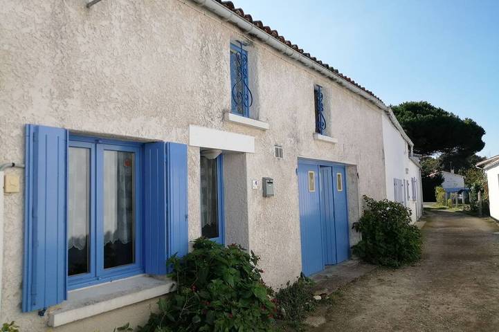 Location de vacances pour 7 personnes dans Vert Bois