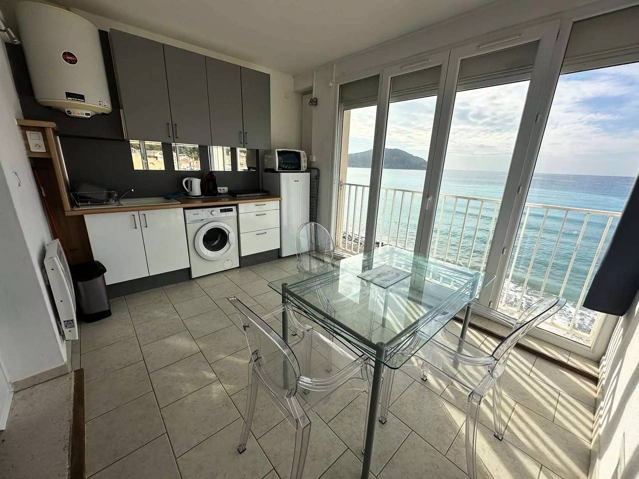 Monolocale intero, Monolocale con magnifica vista panoramica sul mare a St Cyr Sur mer in Les Lecques, Saint-Cyr-sur-Mer