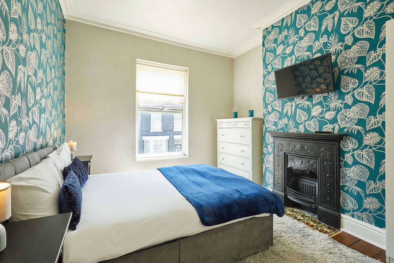 Host & Stay | Bingley Meadow in Liverpool, Merseyside
