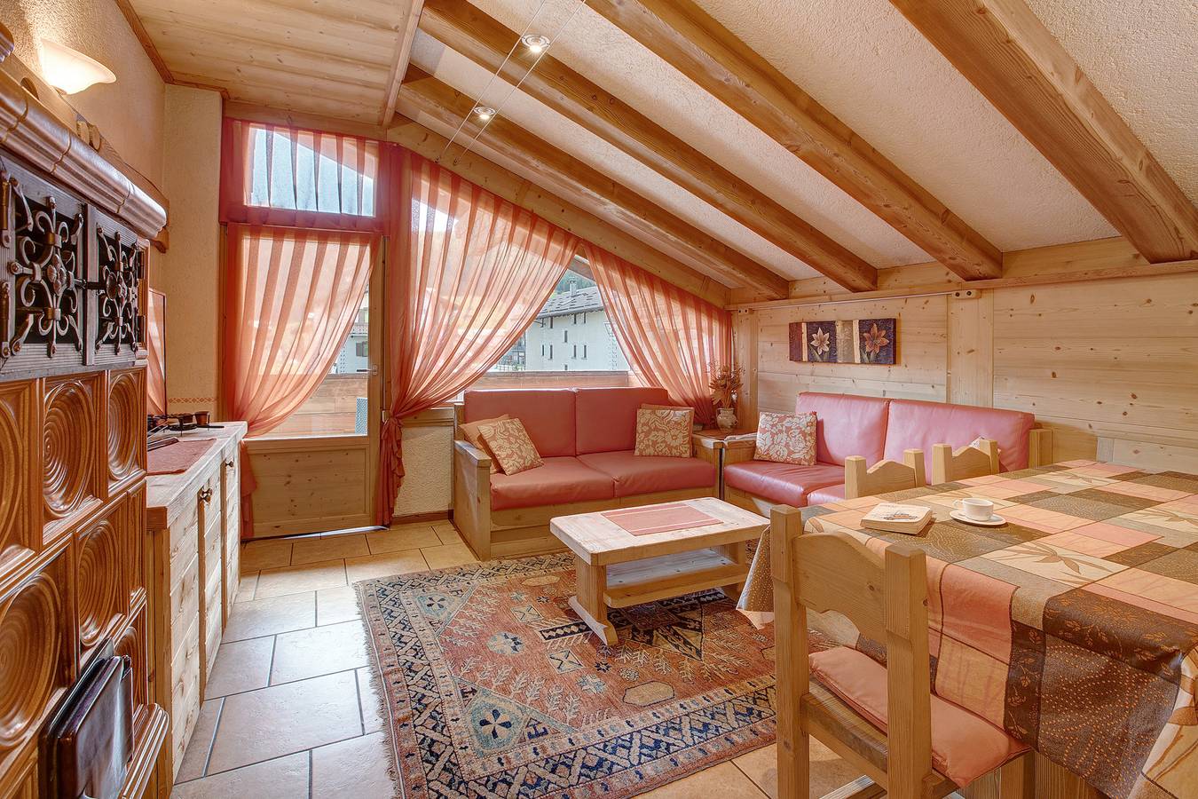 Appartamento intero, Appartamento per vacanze 'Baita Dei Ski Casina' vicino alle piste con balcone e Wi-Fi in Livigno (Borgo), Livigno