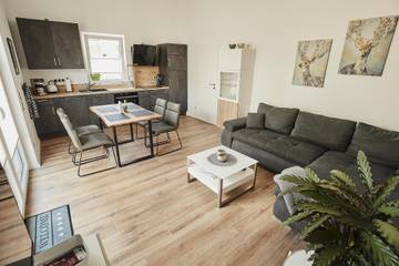 Ferienhaus für 4 Personen, mit Sauna und Garten sowie Pool in der Eifel