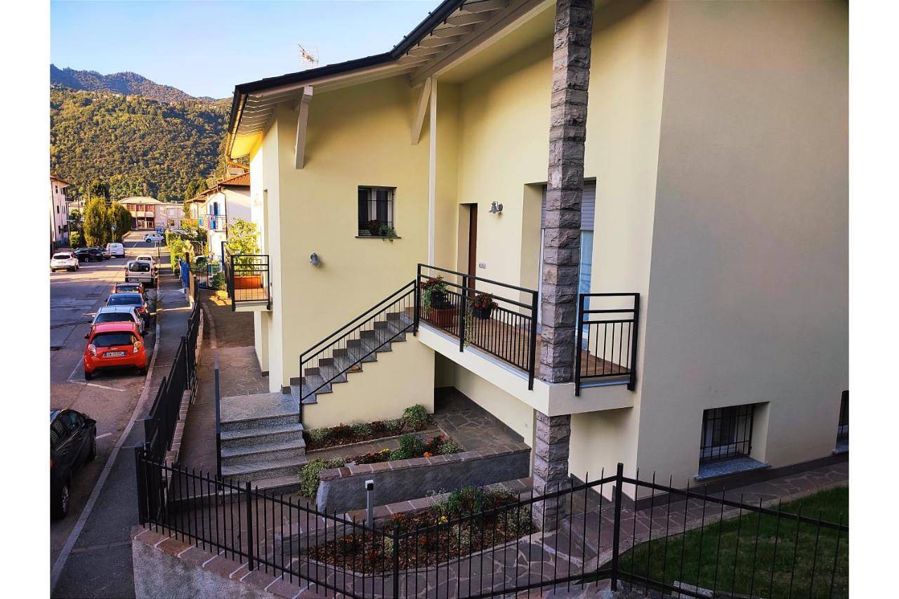 Lora Giusta Guest House in Como, Comer See