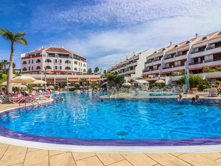 Villa pour 4 personnes, avec Terrasse ainsi que Jardin et Piscine à Playa de las Américas