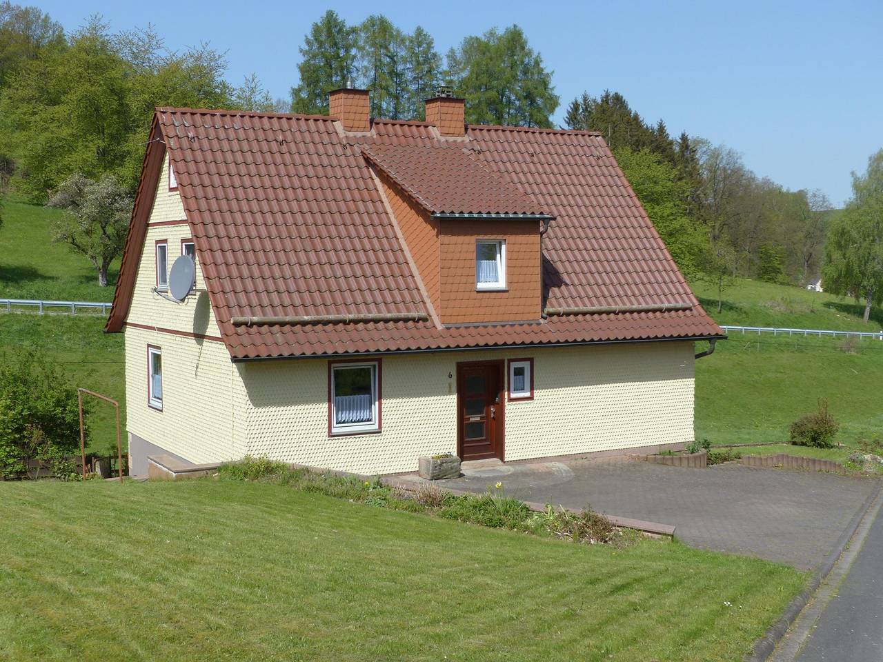 Ganze Ferienwohnung, Appartement/Fewo, Bad, Wc in Poppenhausen, Rhön-Hessen
