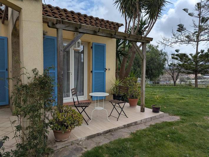 Chambre d’hôte pour 2 personnes, avec terrasse ainsi que jardin et vue à Le Pradet - 3