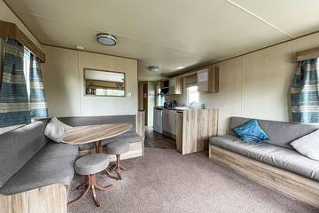 Lodge for 8 People in Lincolnshire, Midlands, Photo 1