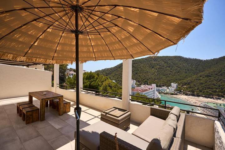Apartamento de vacaciones para 6 personas, con vistas además de terraza y piscina - 1