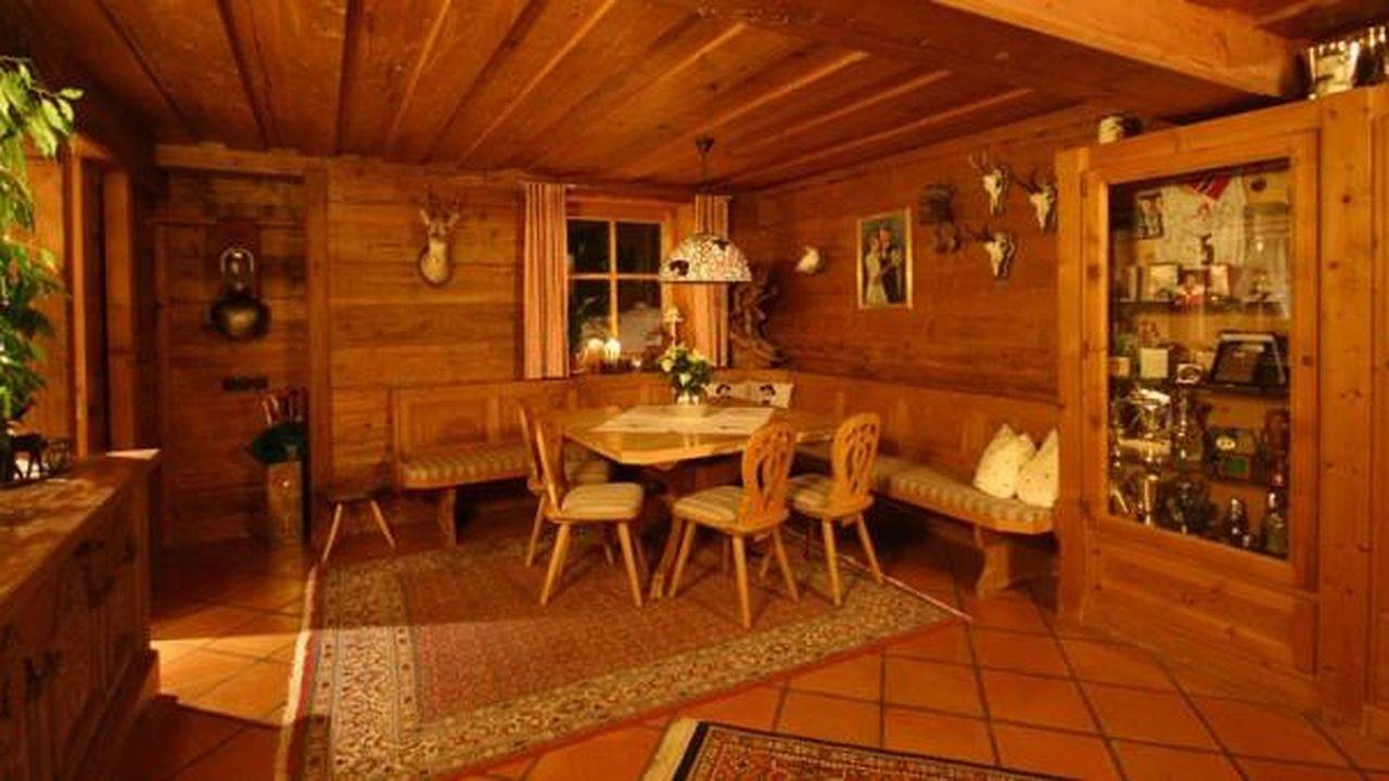 Geheel vakantieappartement, Vakantieappartement voor 3 personen met balkon in Warth, Bregenzerwoud