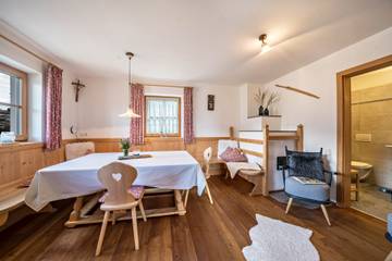 Ferienhaus für 6 Personen in Algund, Ortleralpen, Bild 2