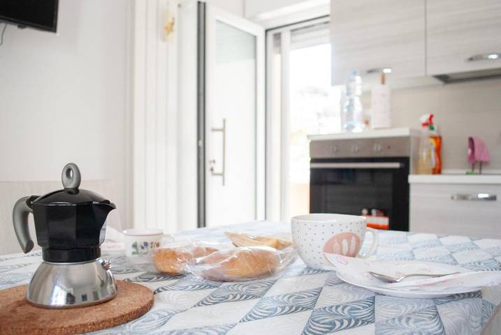 Gîte pour 2 personnes, avec Balcon et Terrasse ainsi que Jardin et Vue à Petacciato