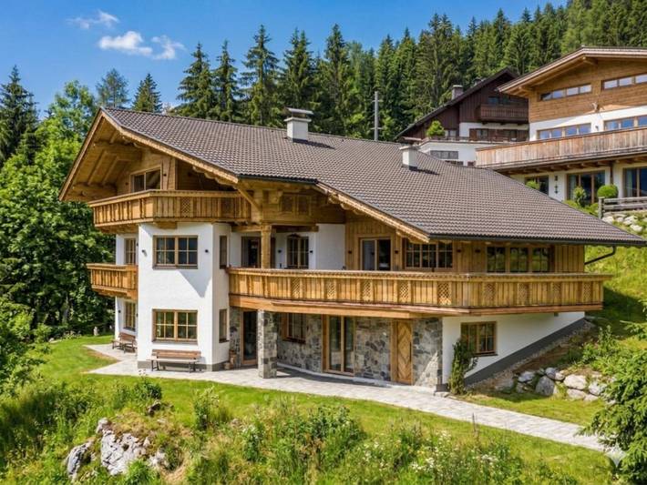 Apartament wakacyjny dla 14 osób, z sauna i ogród oraz balkon w Wagrain