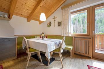 Vakantieappartement voor 4 Personen in Rumestluns, La Val, Afbeelding 4