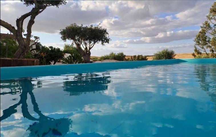 Location de vacances pour 6 personnes, avec vue ainsi que jardin et piscine, animaux acceptés à Castro Verde - 3