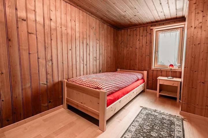 Gîte pour 5 personnes, avec Balcon à Malans - 4