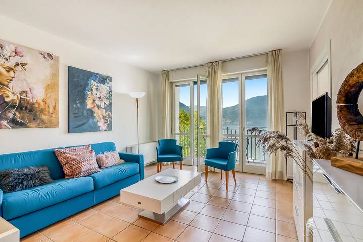Gîte pour 4 personnes, avec vue sur le lac et balcon, adapté aux familles dans Porlezza - 2