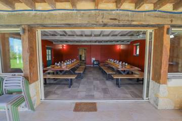 Villa for 45 Guests in Eperrais, Orne, Picture 3