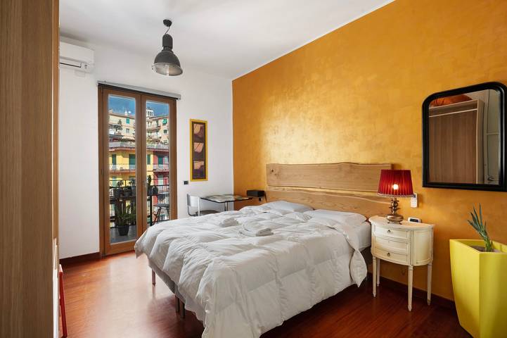Casa vacanza per 7 persone, con balcone a Salerno