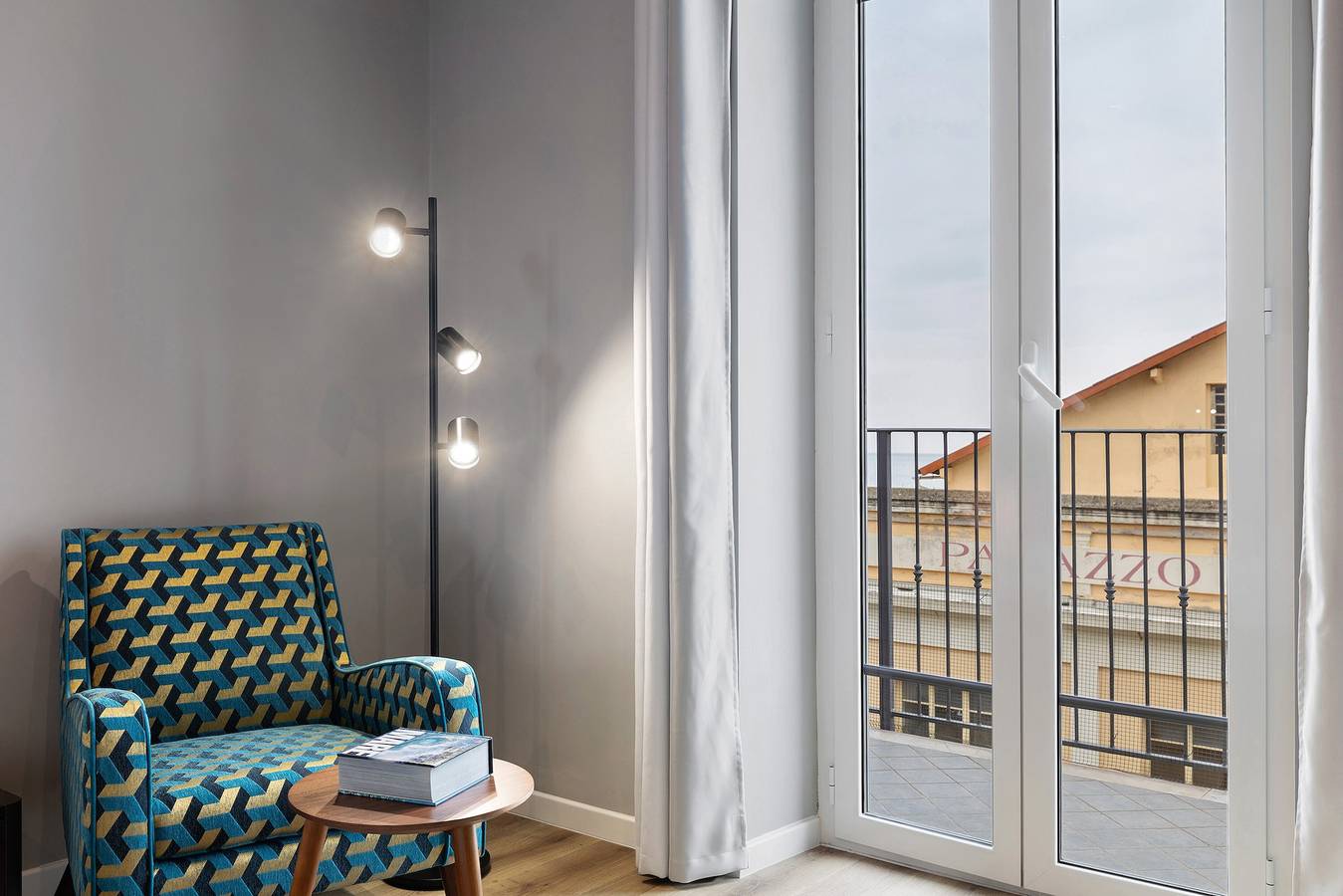 Apartamento entero, Apartamento 'Puntodivista' con vistas al mar, Wi-Fi y aire acondicionado in Loano, Riviera di Ponente