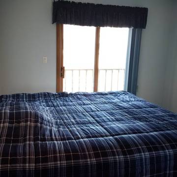 Vacation Rental for 14 Guests in Chatham-Kent, Lake Erie (Canada), Picture 1