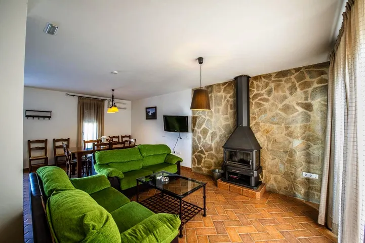 Apartamento de vacaciones para 8 personas, con sauna y jardín además de piscina y jacuzzi, Se admiten mascotas - 1