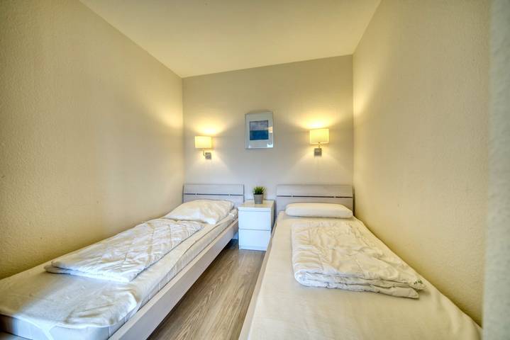 Ferienwohnung für 2 Personen, mit Balkon und Seeblick sowie Ausblick in Heiligenhafen - 2