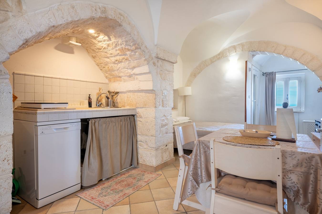 Appartement entier, Appartement « Dimora La Piana » avec vue sur la mer et Wi-Fi in Ostuni, Salento