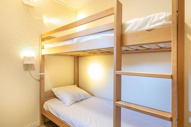 Gîte pour 8 personnes, avec balcon à Saint-Colomban-des-Villards - 4