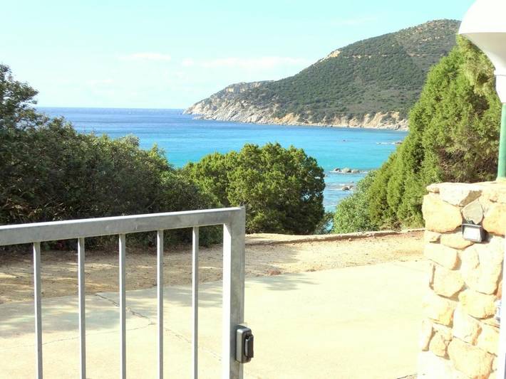 Villa con piscina per 6 persone, con Terrazza e Giardino nonché Piscina e Panorama a Villasimius