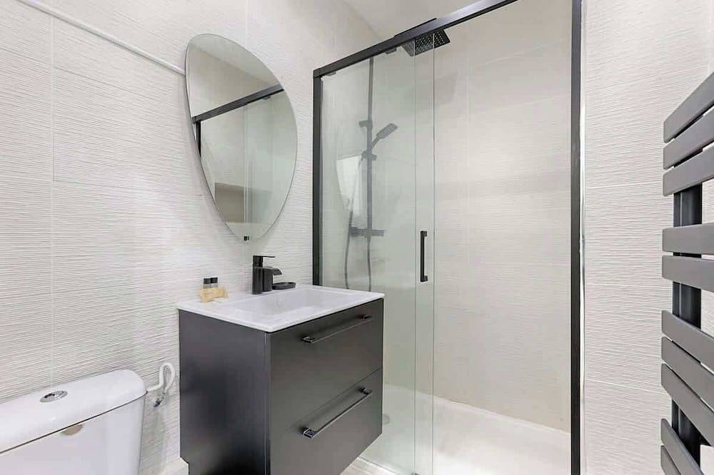 Entire apartment, Charmant Studio Ii au coeur de Vincennes in Vincennes, Val-de-Marne