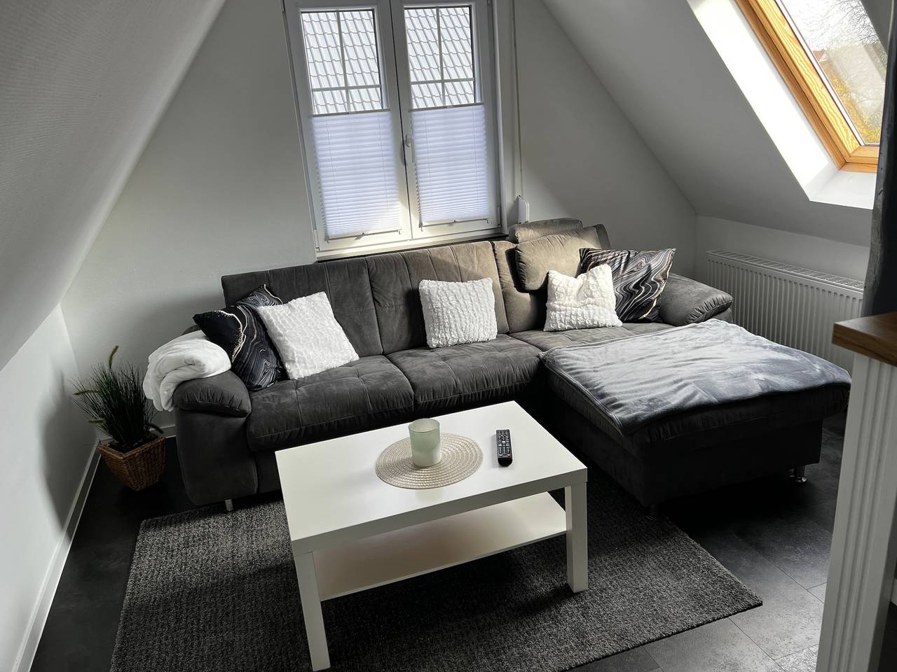 Ganze Wohnung, Ferienwohnung 'Stern' mit Privatterrasse, Balkon und Wi-Fi in Winsen (Aller), Aller-Leine-Tal