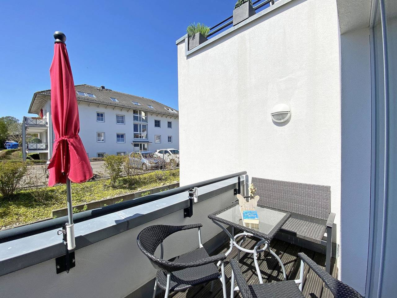 Ganze Ferienwohnung, P: Villa Antje Whg. 07 mit Balkon - Villa Antje Whg. 07 mit Balkon in Göhren, Rügen