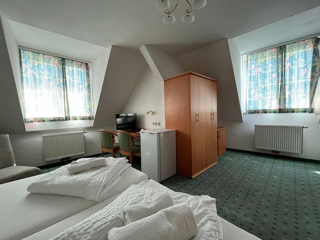 Mariazellerhof Room 207 in St. Pölten, Mostviertel Region
