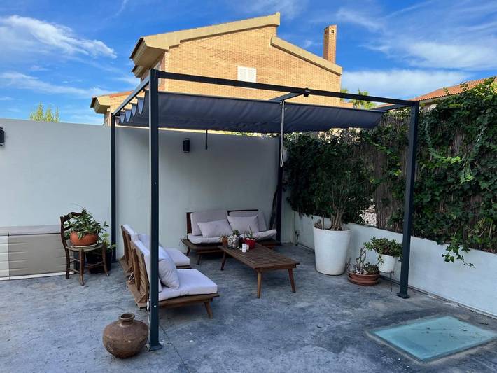 Maison de vacances pour 4 personnes, avec terrasse et jardin, animaux acceptés
