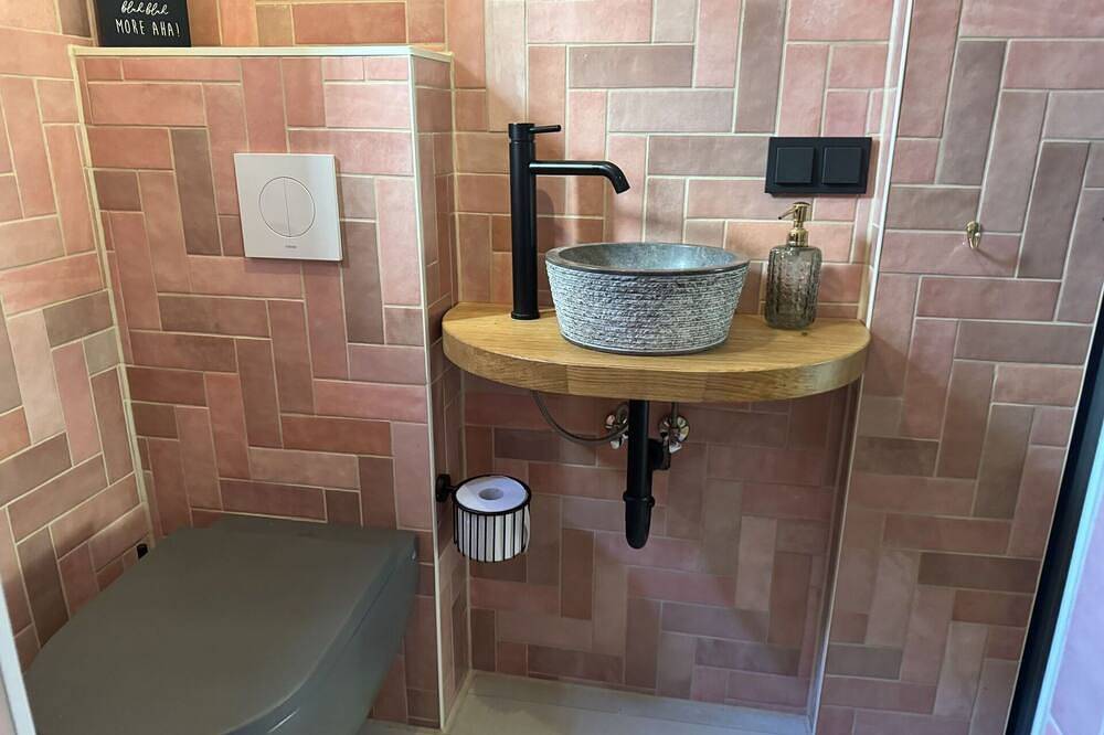 Ganze Wohnung, Gemütliche Wohnung für 2 Leute mit  W-Lan und Terrasse in Beeskow, Region Oder - Spree