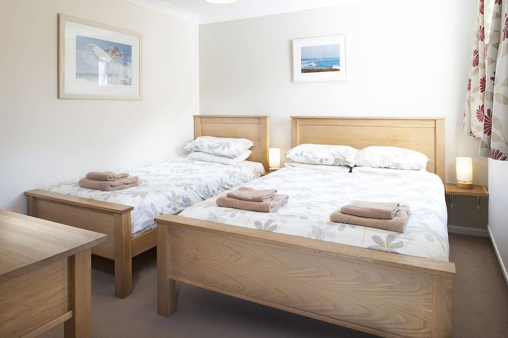 Ganze Wohnung, Longships Apartment - Apartment mit zwei Schlafzimmern, 15 Gehminuten vom Strand entfernt in Gwithian, Cornwall