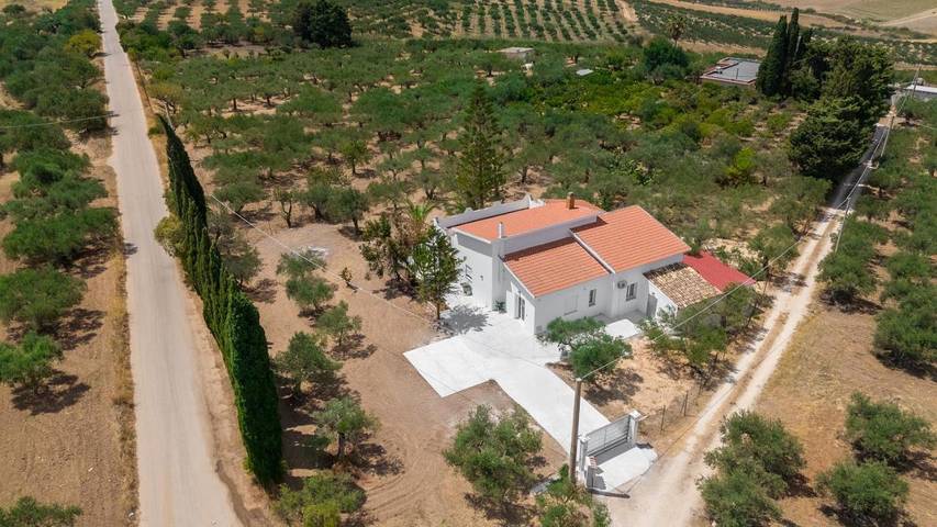 Agriturismo per 2 persone, con Terrazza e Giardino nonché Piscina e Panorama a Sciacca