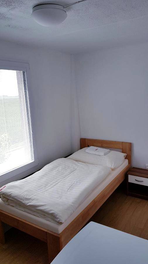 Hôtel pour 2 personnes, avec jardin à Pommeuse - 3