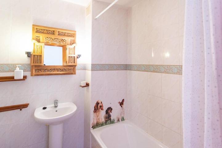 Ferienwohnung für 10 Personen, mit Balkon und Ausblick in Zahara de los Atunes - 4