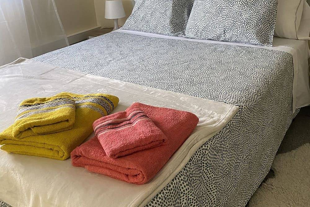 Villa Bimba con piscina , barbacoa y jardín de 6.000 m3 in Caldas de Reyes, Provincia de Pontevedra