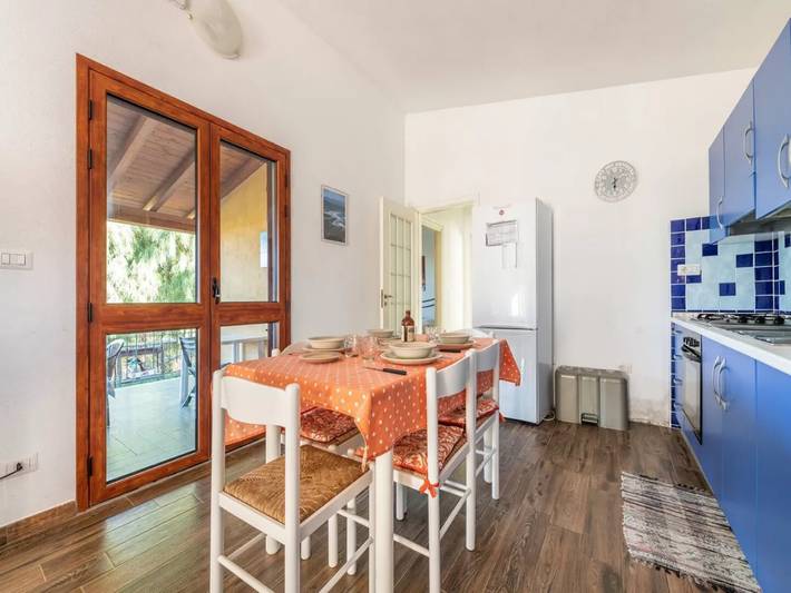 Ferienhaus für 8 Personen, mit Balkon/Terrasse und Garten sowie Ausblick
