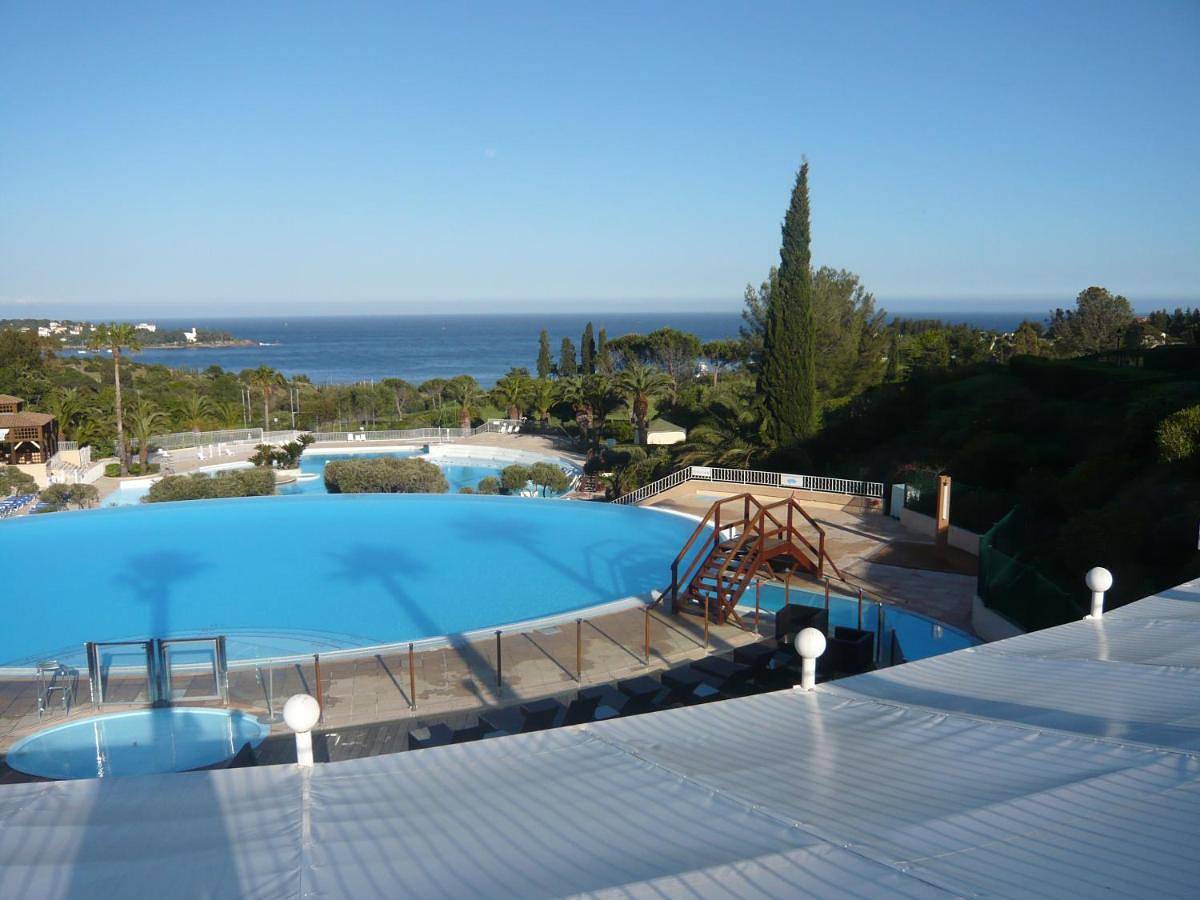 Appartement entier, Cap Esterel place des pecheurs in Cap Estérel, Saint-Raphaël