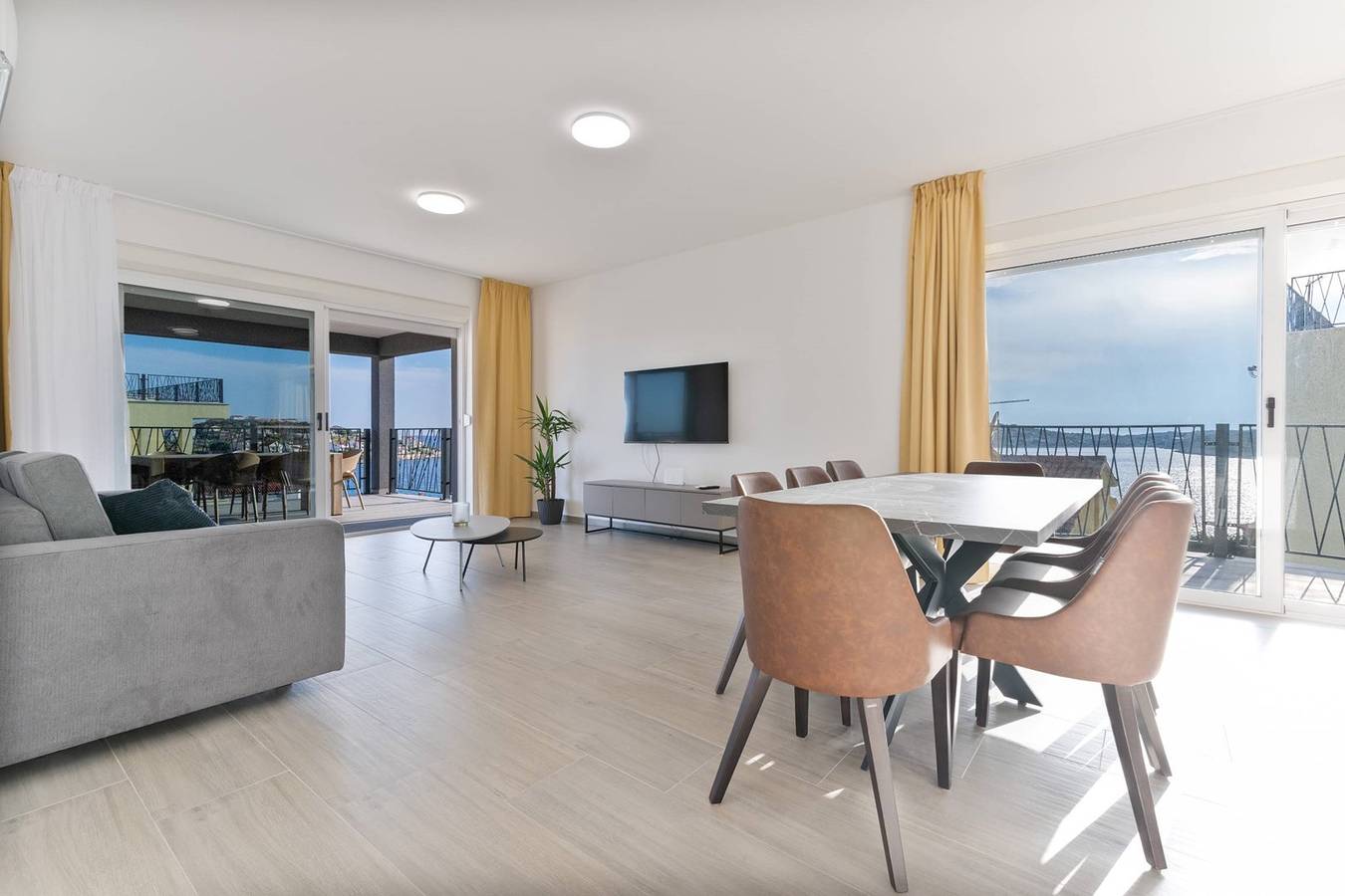 Ganze Wohnung, Apartment Central 2 in Sevid, Split-Dalmatien