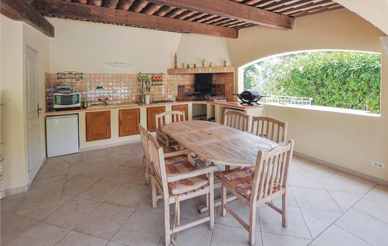 Rückzugsort Montauroux: Wohnung mit Pool & Terrasse in Montauroux, Mittelmeerküste (Frankreich)