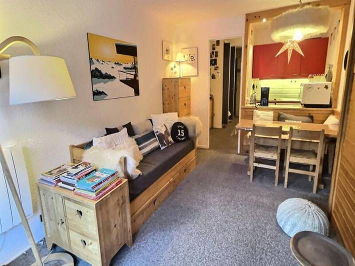 Gîte pour 5 personnes, avec balcon, adapté aux familles dans Office De Tourisme De Val D Isere - 2
