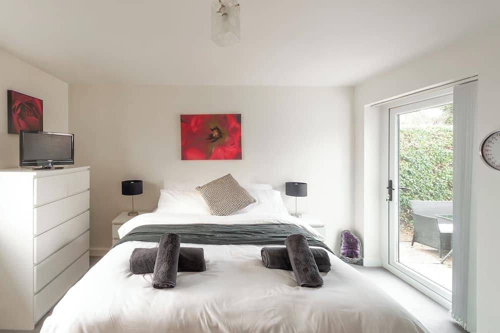 2-Bed Wallington, Sleeps 6, Parking, Near Lgw in Sutton (London), London