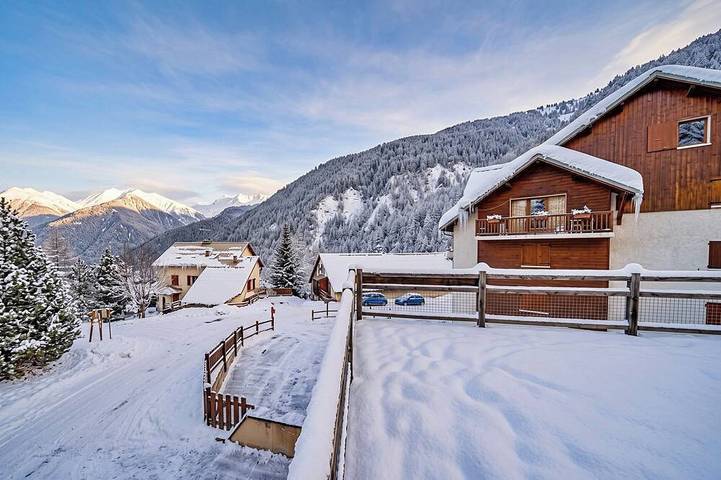 Entire apartment, Casa-Joubarbe Super 4p terrasse plein sud Arvieux! in Arvieux, Queyras