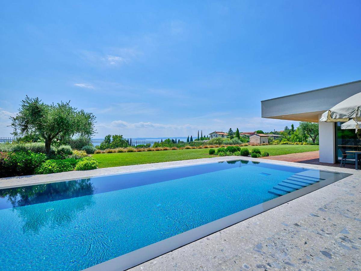 Villasgarda - Villa Bardolino in Bardolino, Gardasee-Berge
